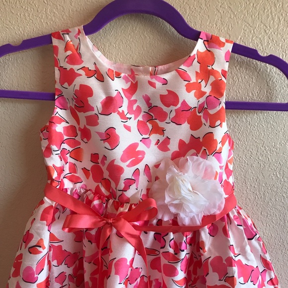 Cute Party Dress for Girls - Picture 2 of 3